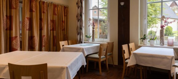 430m² Building in Hoxter, Germany No. 128385 16