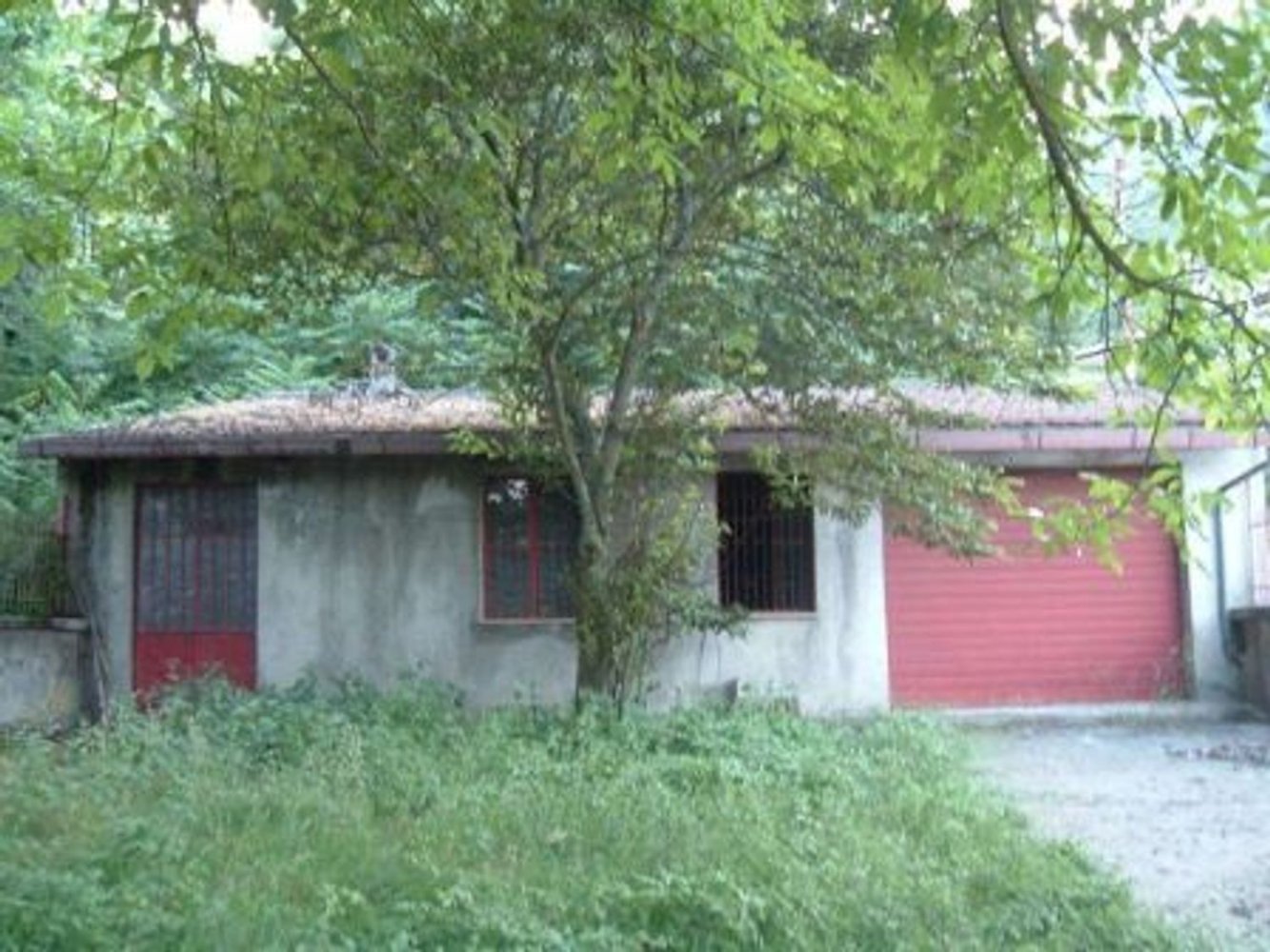 Дом с 10 комнатами в Сант Арсенио, Италия № 251858