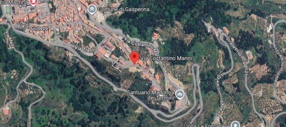 7 rooms Apartment in Gasperina, Italy No. 99306 4