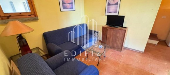 5 rooms House in Massa, Italy No. 153751 8