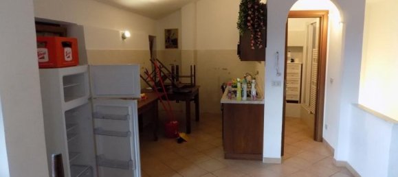 4 rooms House in Cesio, Italy No. 238049 14
