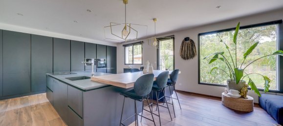 5 bedrooms House in Saint-Selve, France No. 282198 4