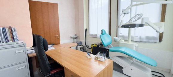 1 bedroom Apartment in Dormelletto, Italy No. 70223 13