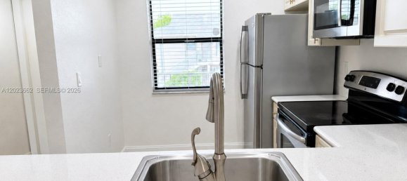 2 Schlafzimmer Gewerbliche Immobilien in Miami, USA, Nr. 615058 18