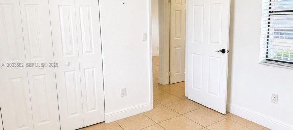 2 Schlafzimmer Gewerbliche Immobilien in Miami, USA, Nr. 615058 5