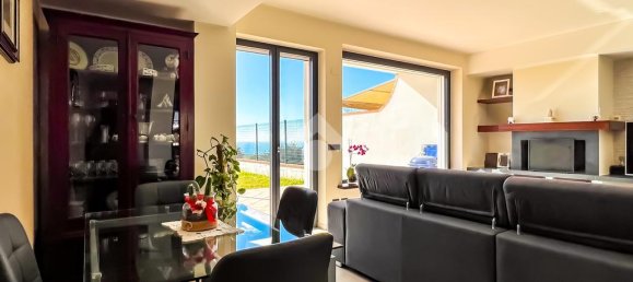 4 Schlafzimmer Villa in Formia, Italy, Nr. 291929 5