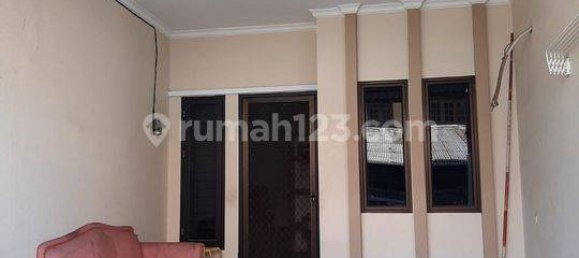 4 bedrooms House in Grogol Petamburan, Indonesia No. 1405 2