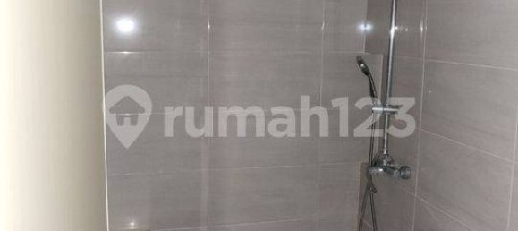 4 bedrooms House in Grogol Petamburan, Indonesia No. 1405 25