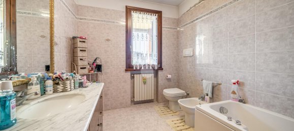 4غرفة منزل في Scandiano, Italy رقم 166003 11