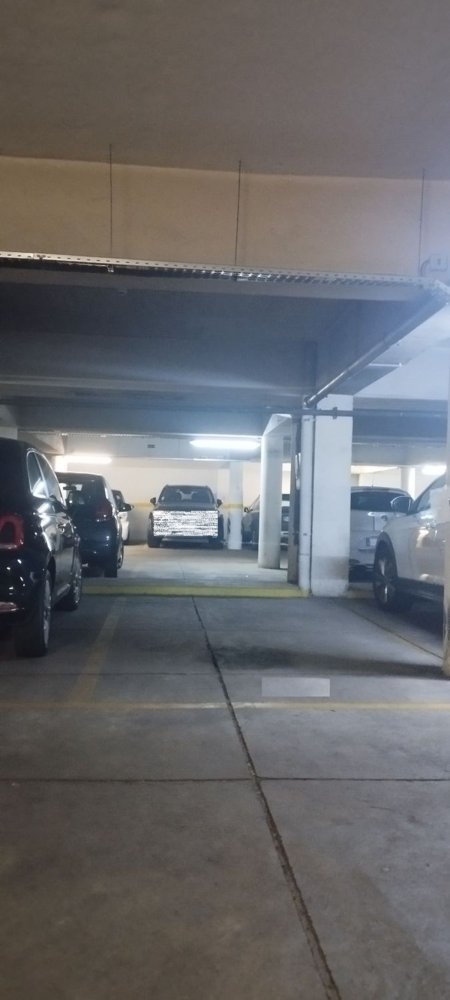 Garage à Oeiras, Portugal No. 339716