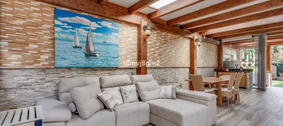 4 bedrooms Villa in Marbella, Spain No. 141461 10