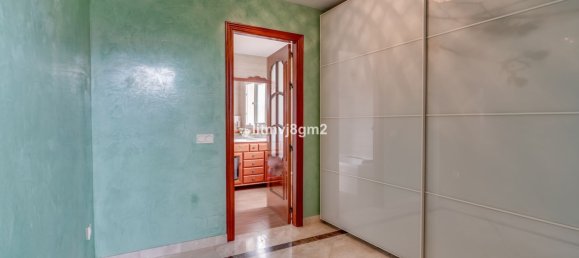 4 bedrooms Villa in Marbella, Spain No. 141461 30