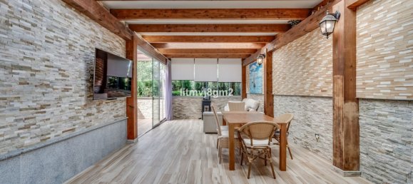 4 bedrooms Villa in Marbella, Spain No. 141461 14