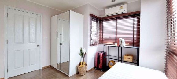 Кондоминиум  с 2 спальнями в Тхонбури, Таиланд № 4482 10