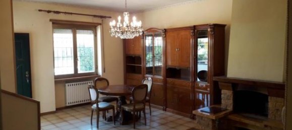 3 bedrooms House in Nepi, Italy No. 253678 2