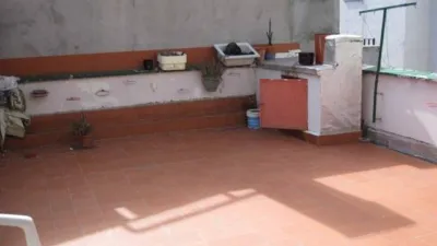 3 bedrooms Apartment in Madrid, Spain No. 185533