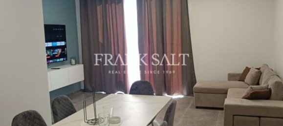 Квартира с 2 спальнями в Аттард, Мальта № 5040 2