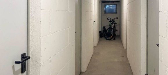 Estúdio em Baden-Wurttemberg, Germany N.º 24323 6