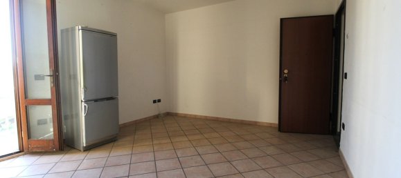 3 rooms Duplex in Cerreto Guidi, Italy No. 268932 5