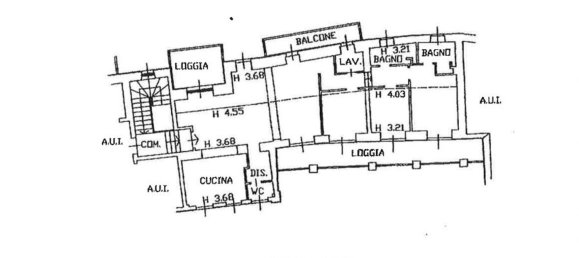 6 rooms Apartment in Varese, Italy No. 109085 9