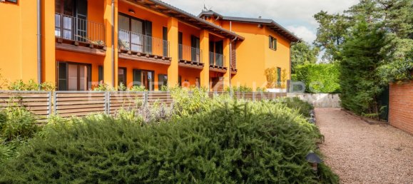 6 rooms Apartment in Varese, Italy No. 109085 8