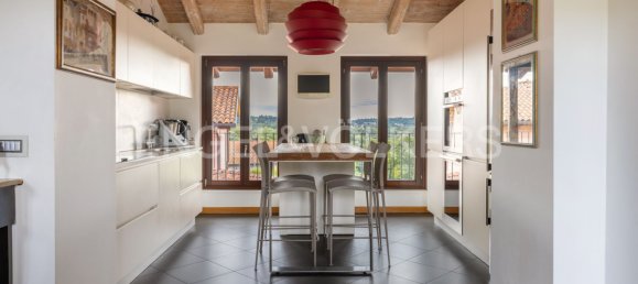 6 rooms Apartment in Varese, Italy No. 109085 22