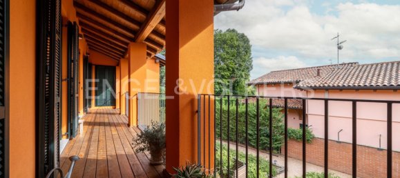 6 rooms Apartment in Varese, Italy No. 109085 43