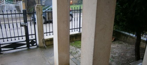 3 rooms Apartment in Cavarzere, Italy No. 67074 3