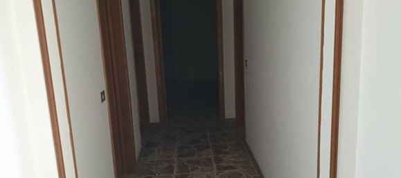 6-Zimmer Haus in San Benedetto del Tronto, Italy, Nr. 114694 32