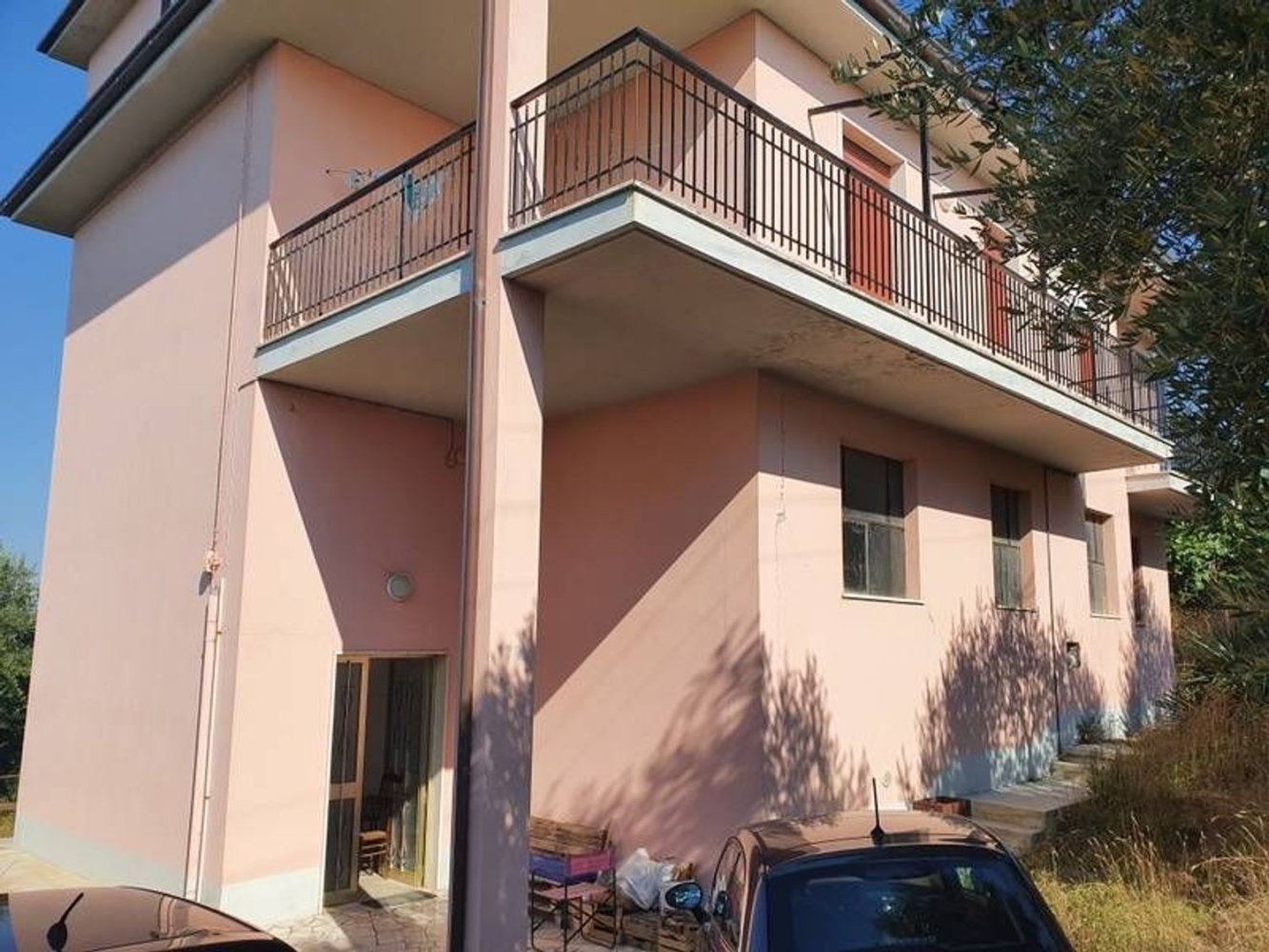 6-Zimmer Haus in San Benedetto del Tronto, Italy, Nr. 114694