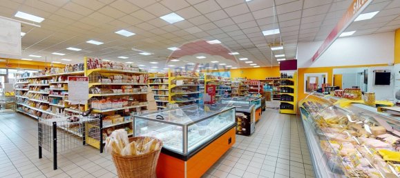 1100m² Commercial property in Bistagno, Italy No. 56235 2