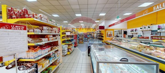 1100m² Commercial property in Bistagno, Italy No. 56235 4