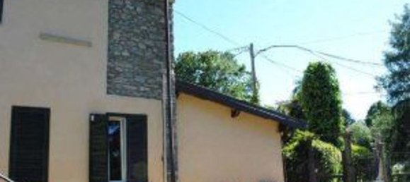 4-Zimmer Doppelhaus in Cocquio-Trevisago, Italy, Nr. 198980 7