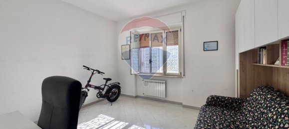 2 bedrooms Apartment in Naples, Italy No. 58529 10