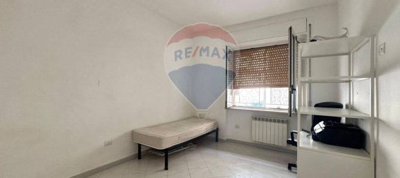 2 bedrooms Apartment in Naples, Italy No. 58529 11