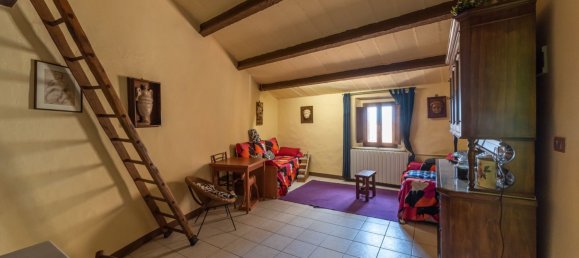 4 Schlafzimmer Wohnung in Montalcino, Italy, Nr. 345122 8