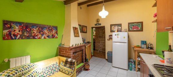 4 Schlafzimmer Wohnung in Montalcino, Italy, Nr. 345122 4