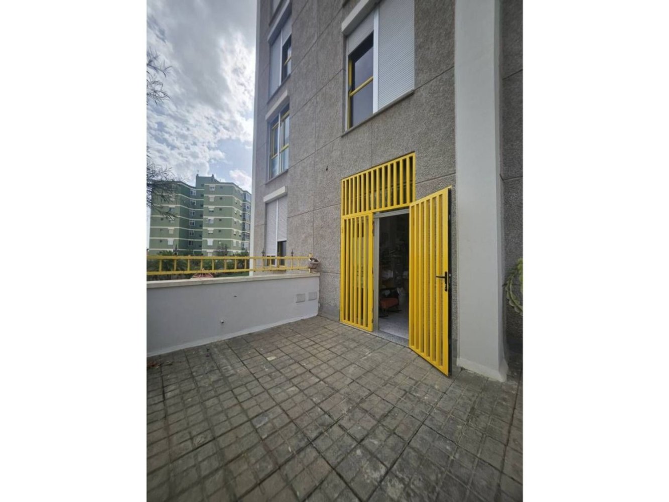  عقار تجاري في Las Palmas De Gran Canaria, Spain 69متر مربع رقم 149208