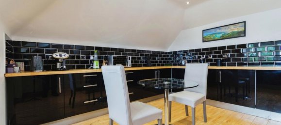 3 bedrooms Apartment in Kenley, United Kingdom No. 8024 10