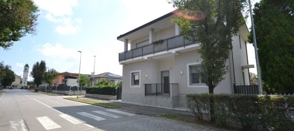 2 rooms Villa in Cerro al Lambro, Italy No. 318550 35