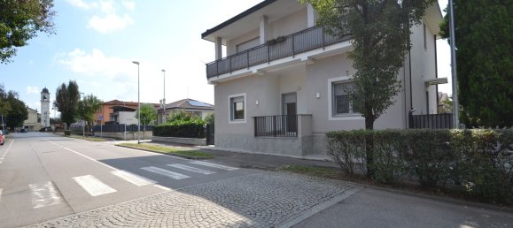 2 rooms Villa in Cerro al Lambro, Italy No. 318550 34