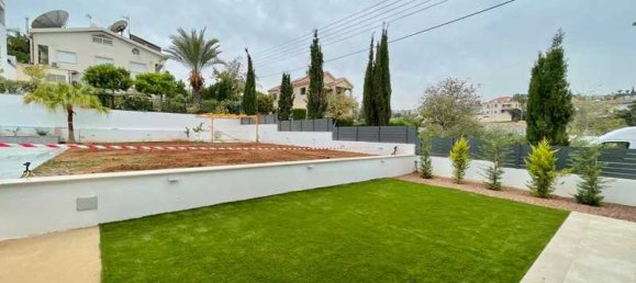 Propiedad comercial de 4 dormitorios en Limassol, Cyprus No. 7299 9