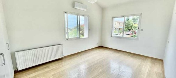 Propiedad comercial de 4 dormitorios en Limassol, Cyprus No. 7299 7