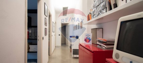 Oficina de 7 habitaciónes en Brescia, Italy No. 166973 8