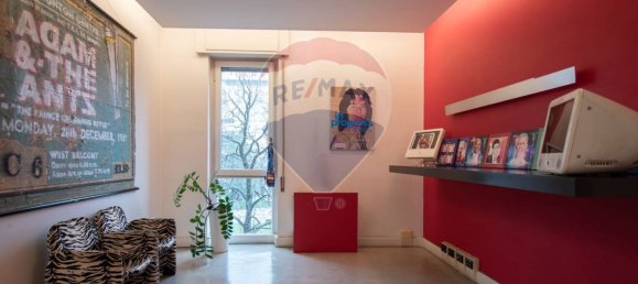 Oficina de 7 habitaciónes en Brescia, Italy No. 166973 2