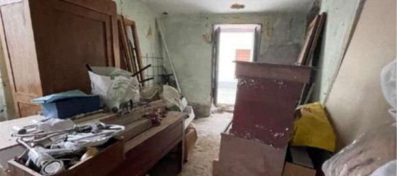 4 bedrooms Apartment in Cocquio-Trevisago, Italy No. 359535 19