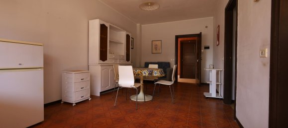 Apartamento de 2 divisões em Roseto degli Abruzzi, Italy N.º 34977 2