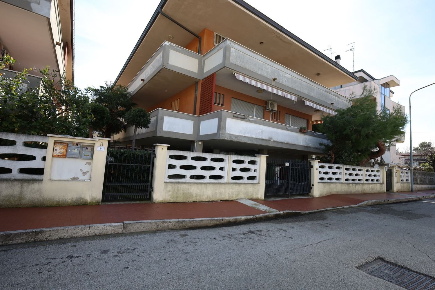 Apartamento de 2 divisões em Roseto degli Abruzzi, Italy N.º 34977