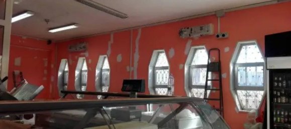 Коммерческая недвижимость 300м² в Мессина, Италия № 176155 4