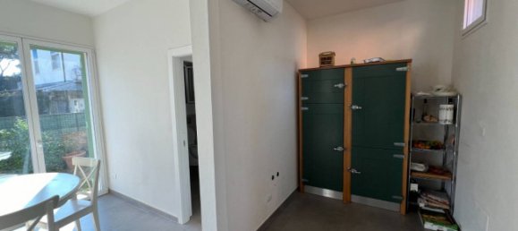 4 bedrooms Villa in Pietrasanta, Italy No. 201385 8